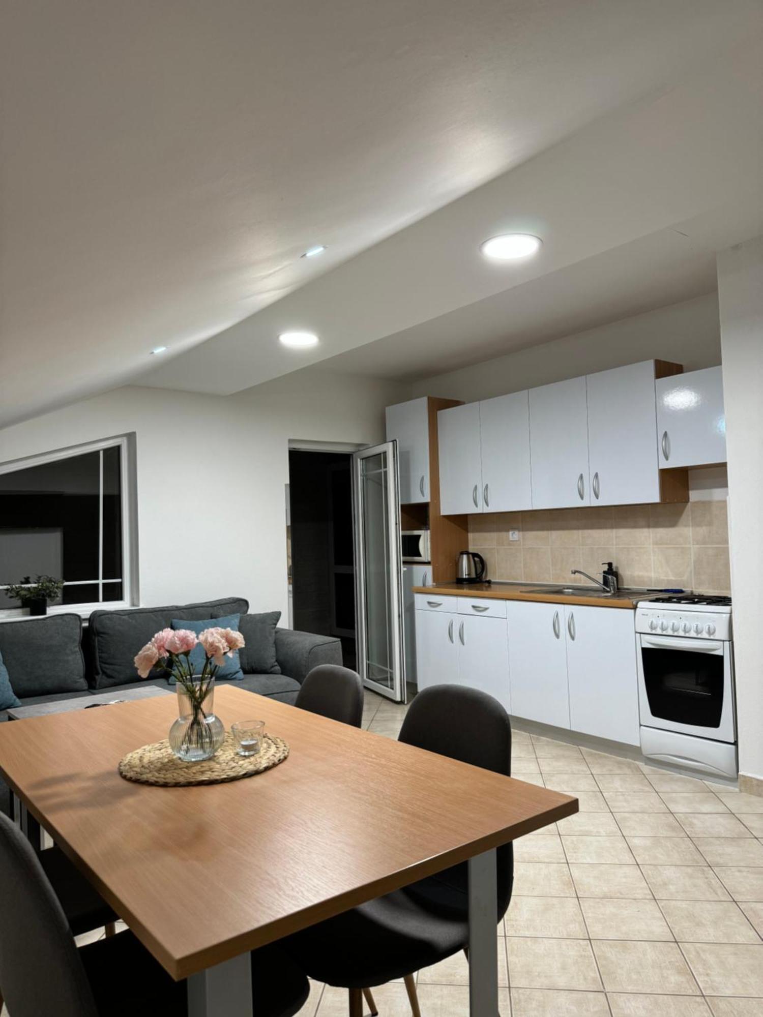 Apartmani Ivano Vir Luaran gambar
