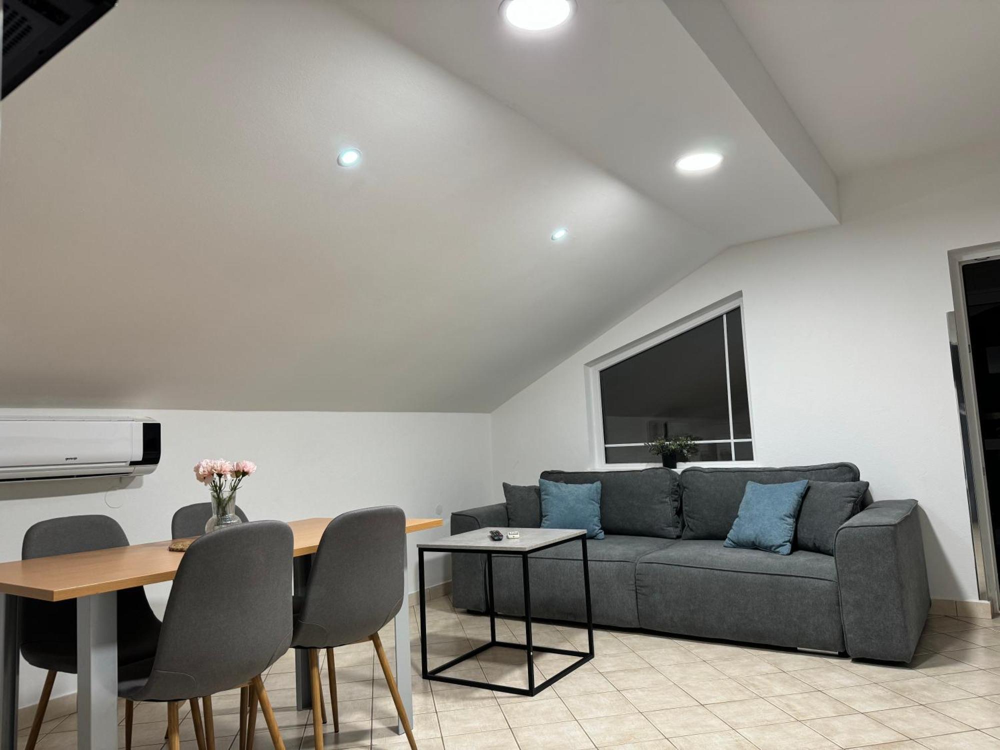 Apartmani Ivano Vir Luaran gambar