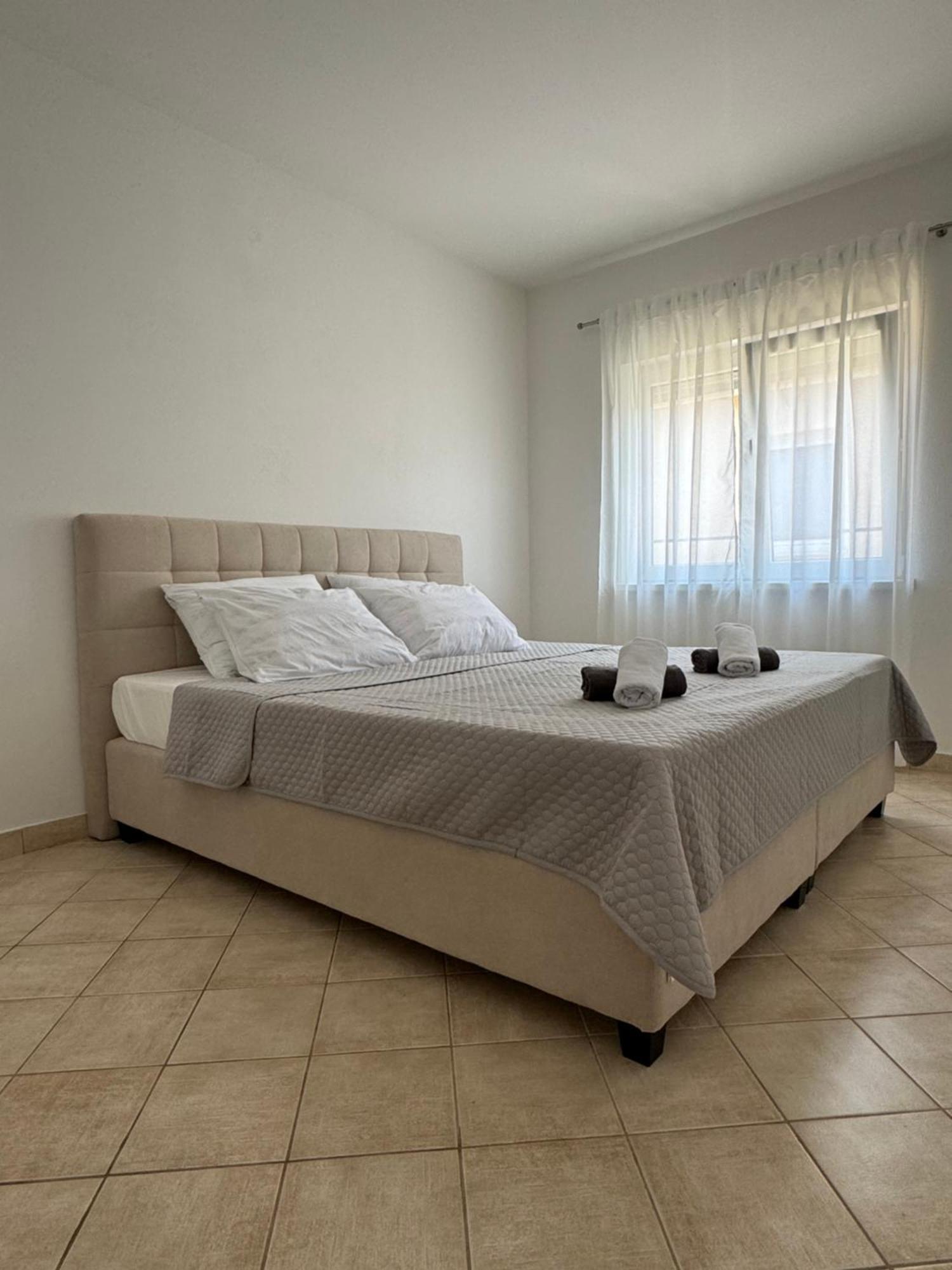 Apartmani Ivano Vir Luaran gambar